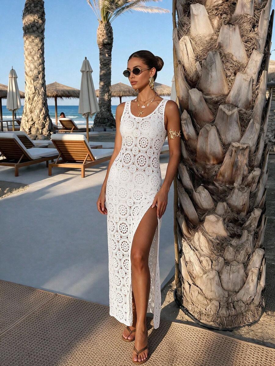 Vestido Saída de Praia em Renda Floral com Fenda - La Lecce