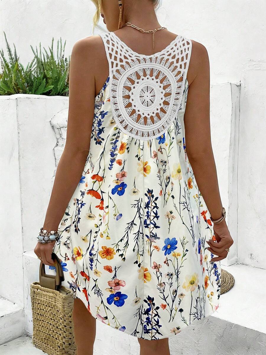 Vestido Sem Mangas com Laço e Recorte - La Lecce