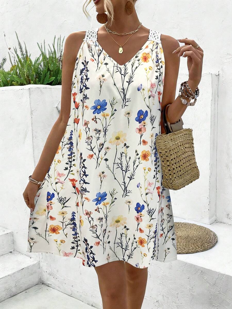 Vestido Sem Mangas com Laço e Recorte - La Lecce