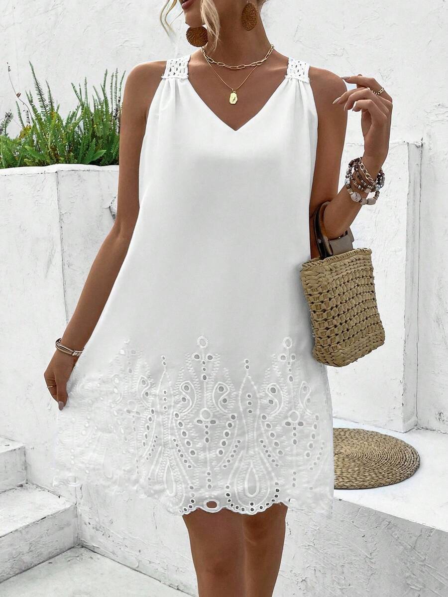 Vestido Sem Mangas com Laço e Recorte - La Lecce