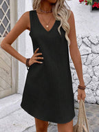 Vestido Sem Mangas com Recorte Vazado - La Lecce