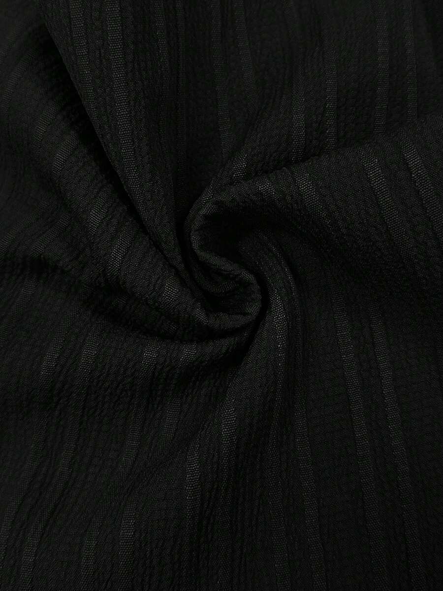 Vestido Sem Mangas com Recorte Vazado - La Lecce