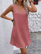 Vestido Sem Mangas com Recorte Vazado - La Lecce