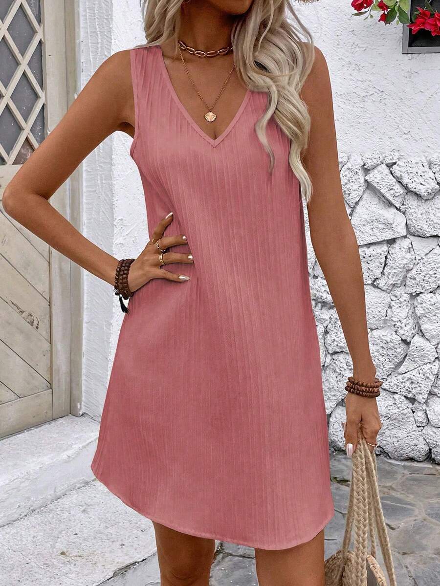 Vestido Sem Mangas com Recorte Vazado - La Lecce