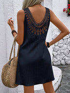 Vestido Sem Mangas com Recorte Vazado - La Lecce
