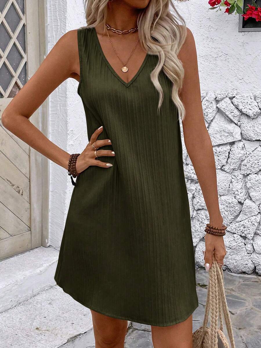 Vestido Sem Mangas com Recorte Vazado - La Lecce